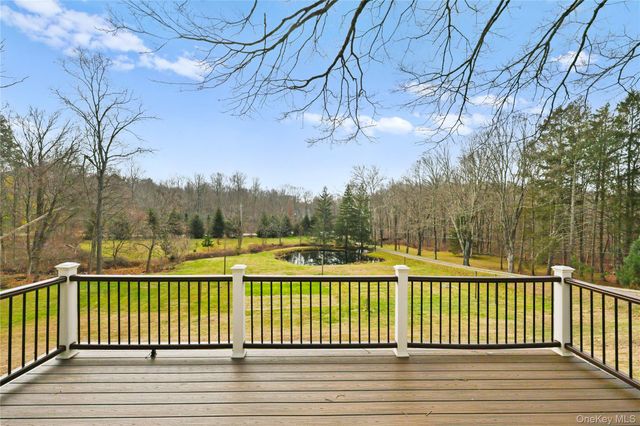 353 Turk Hill, Brewster, NY 10509