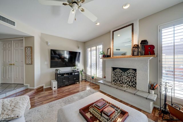 2511 E SHAW BUTTE Drive, Phoenix, AZ 85028