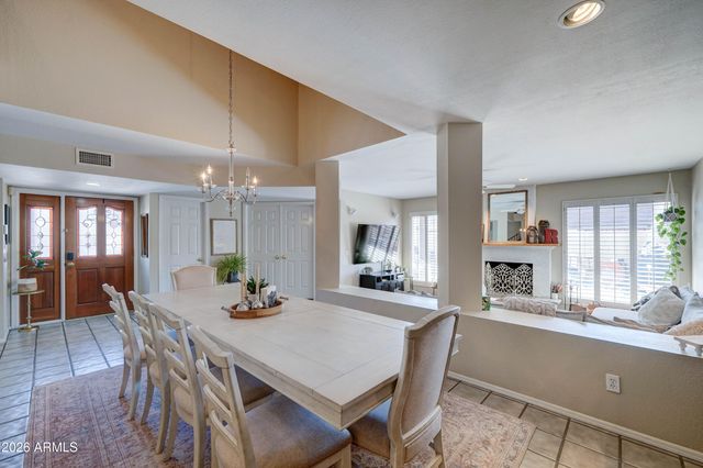 2511 E SHAW BUTTE Drive, Phoenix, AZ 85028