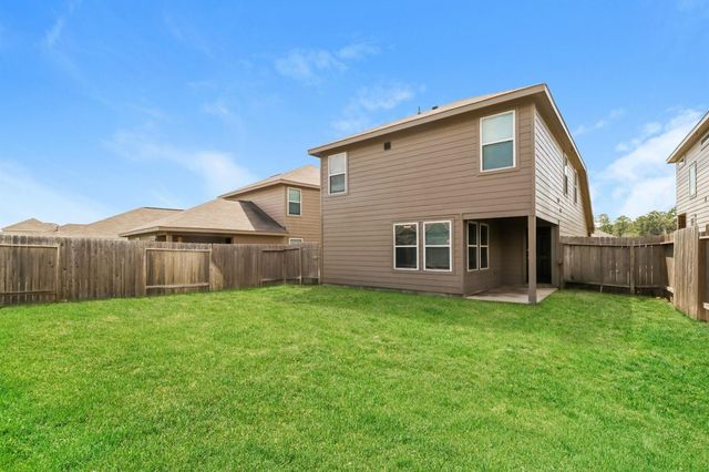 512 Meadow Park Drive, Willis, TX 77378