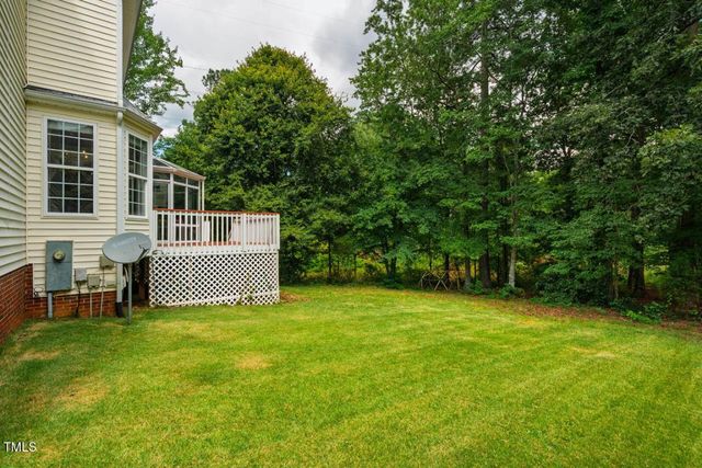 200 Worsham Drive, Chapel Hill, NC 27516