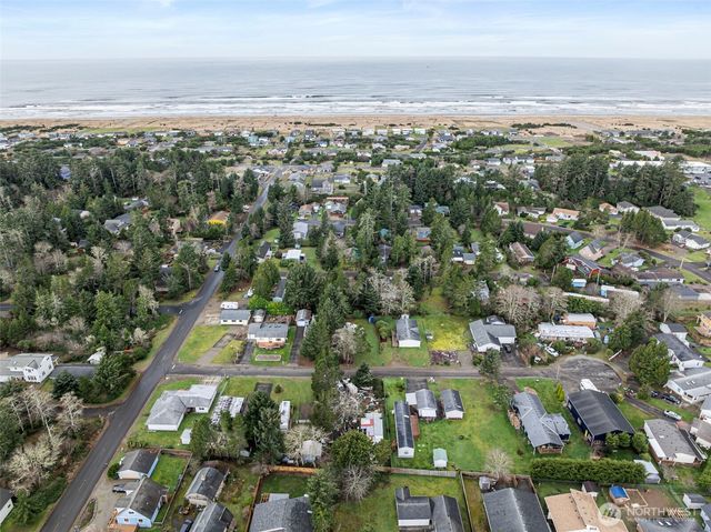 31200 North Place, Ocean Park, WA 98640