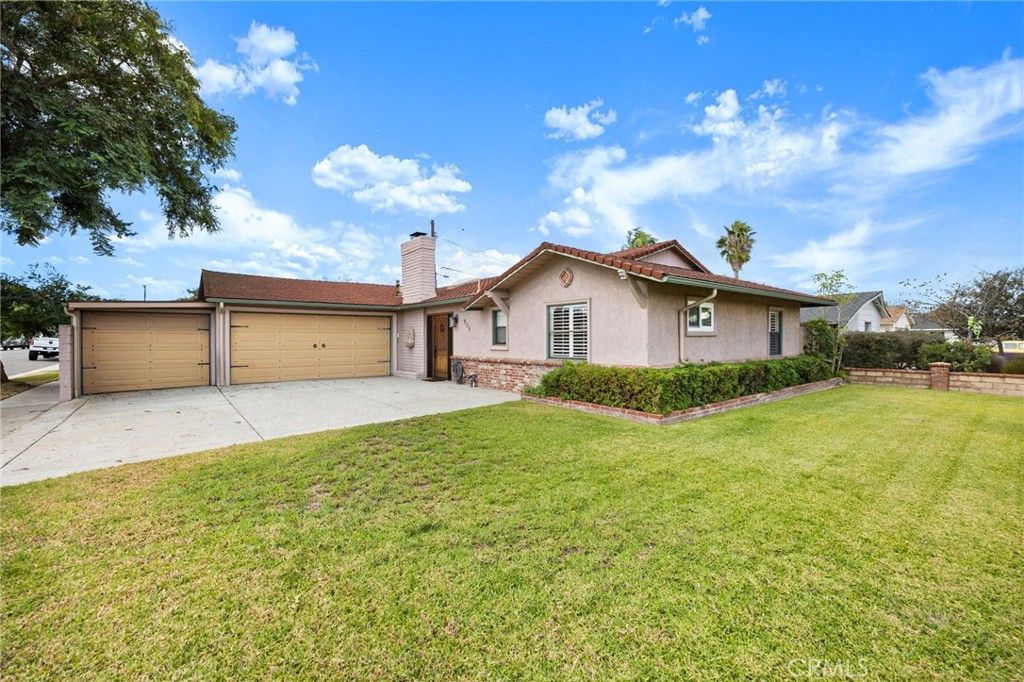986 Post, Costa Mesa, CA 92626 — exterior