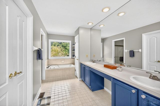 10070 Carrousel Court, Symmes Twp, OH 45140