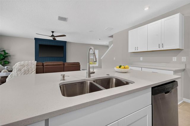5951 MAIDENSTONE WAY, Palmetto, FL 34221