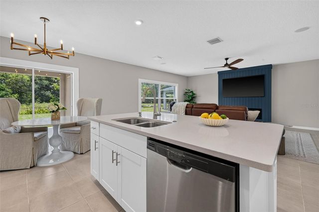 5951 MAIDENSTONE WAY, Palmetto, FL 34221
