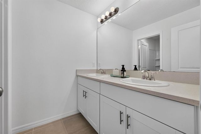 5951 MAIDENSTONE WAY, Palmetto, FL 34221