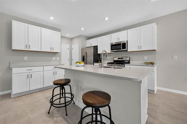 5951 MAIDENSTONE WAY, Palmetto, FL 34221