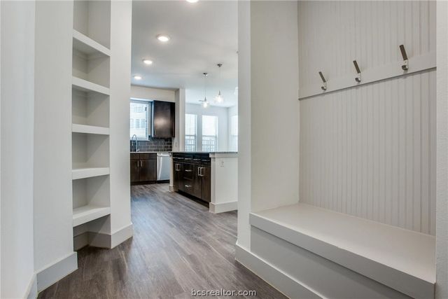 950 Town Lake Drive 5210, College Station, TX 77845