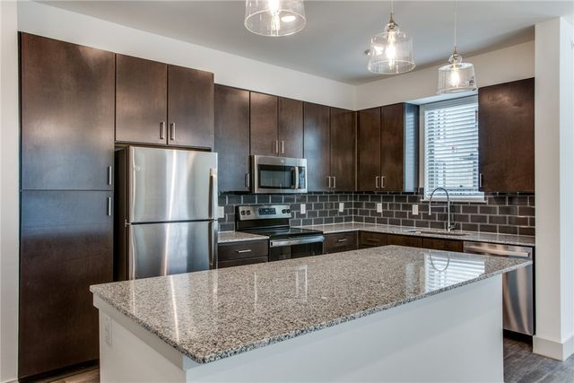 950 Town Lake Drive 5210, College Station, TX 77845
