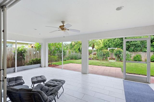 4380 IOLA DRIVE, Sarasota, FL 34231