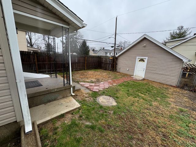 201 progress Avenue, Hamilton, OH 45013