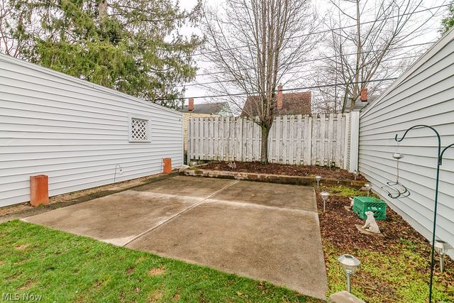 8325 Kenton Avenue, Parma, OH 44129