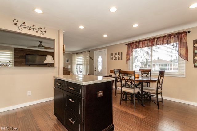 8325 Kenton Avenue, Parma, OH 44129