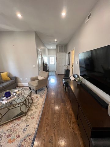 20 Mayfield St 2, Boston, MA 02125