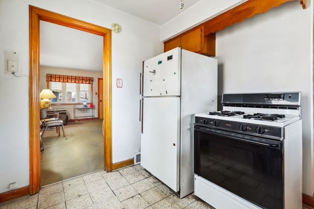 1822 N 23rd Avenue, Melrose Park, IL 60160