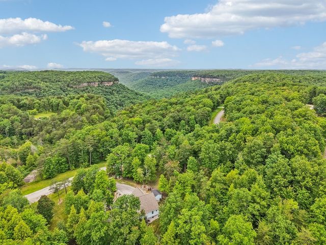 1092 Grandview Way, Jamestown, TN 38556