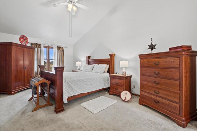 W350N6781 Baltic Pass, Oconomowoc, WI 53066