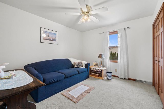 W350N6781 Baltic Pass, Oconomowoc, WI 53066