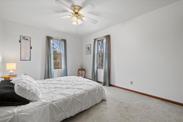 W350N6781 Baltic Pass, Oconomowoc, WI 53066