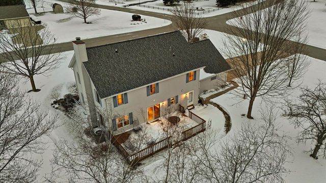 W350N6781 Baltic Pass, Oconomowoc, WI 53066