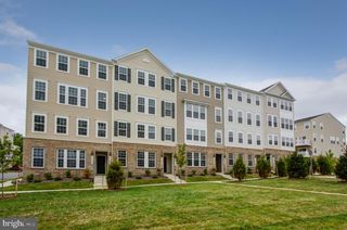 14894 MASON CREEK CIR, Woodbridge, VA 22191