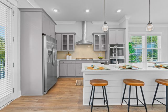 802 Kings Oak Court 7, Charleston, SC 29492