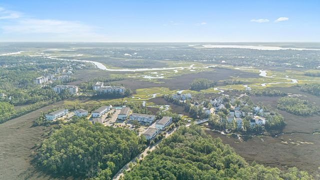 802 Kings Oak Court 7, Charleston, SC 29492