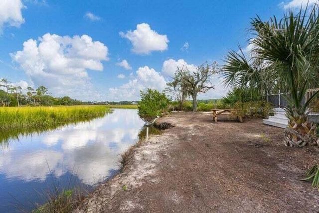 802 Kings Oak Court 7, Charleston, SC 29492