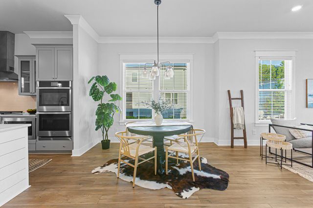 802 Kings Oak Court 7, Charleston, SC 29492