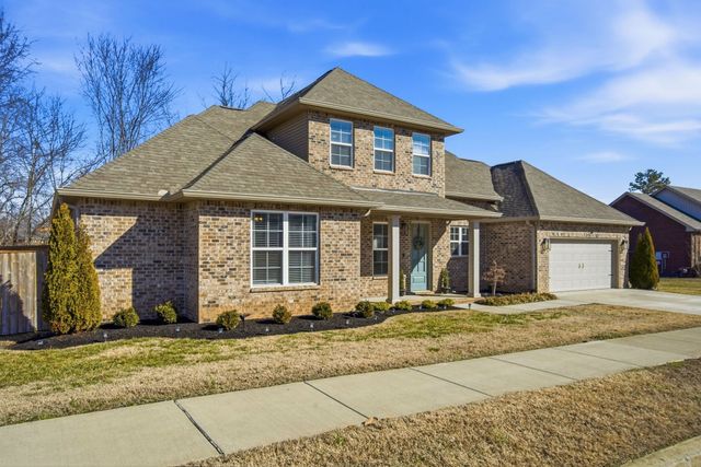 208 Faraway Hills Dr, Gallatin, TN 37066