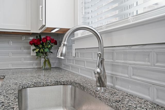 208 Faraway Hills Dr, Gallatin, TN 37066