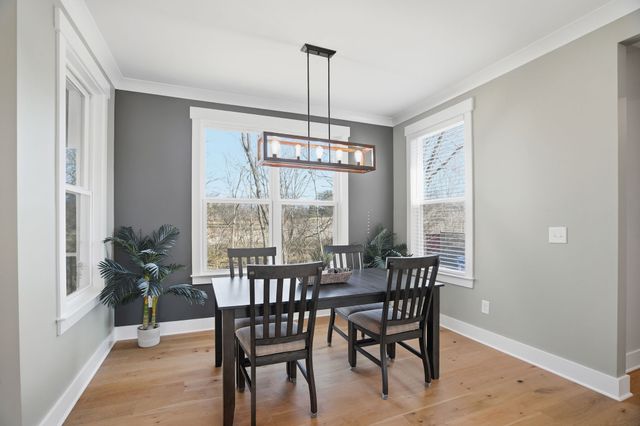 208 Faraway Hills Dr, Gallatin, TN 37066