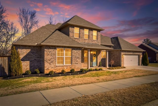 208 Faraway Hills Dr, Gallatin, TN 37066