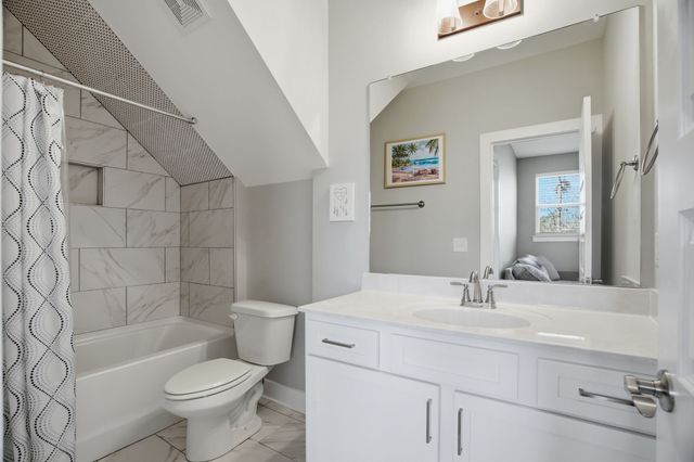 208 Faraway Hills Dr, Gallatin, TN 37066