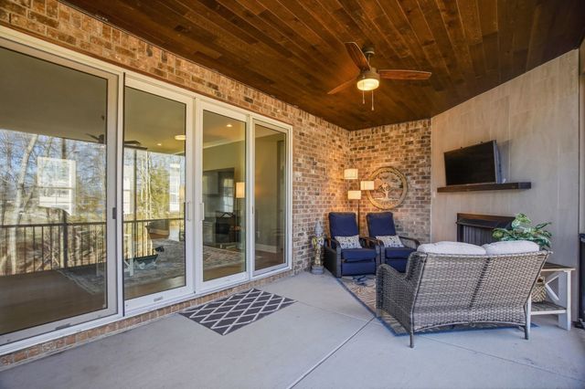 208 Faraway Hills Dr, Gallatin, TN 37066