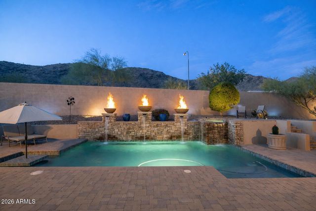 3110 W GLENHAVEN Drive, Phoenix, AZ 85045