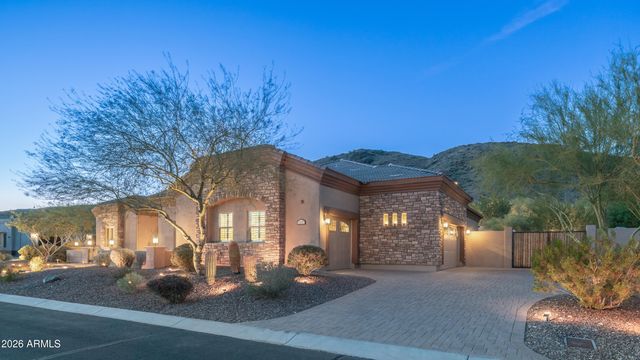 3110 W GLENHAVEN Drive, Phoenix, AZ 85045