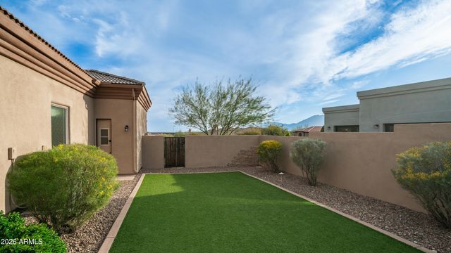 3110 W GLENHAVEN Drive, Phoenix, AZ 85045