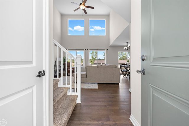 3923 Maple Lane, Auburn Hills, MI 48326