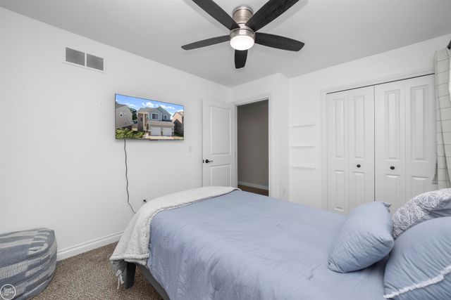 3923 Maple Lane, Auburn Hills, MI 48326