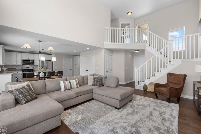 3923 Maple Lane, Auburn Hills, MI 48326