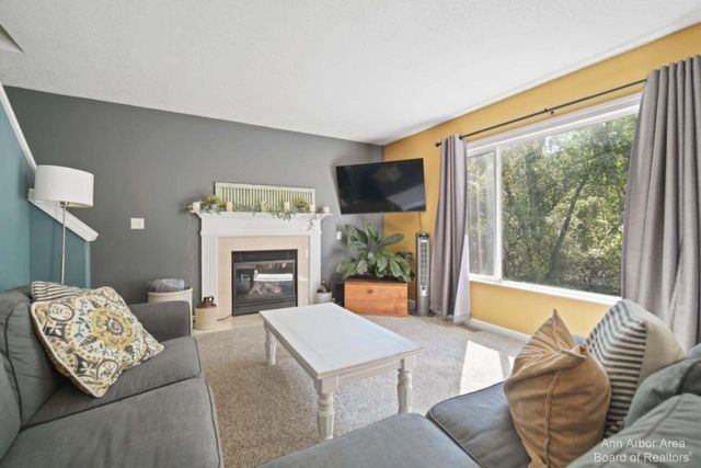 214 Glenwood Circle, Manchester, MI 48158