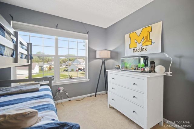 214 Glenwood Circle, Manchester, MI 48158