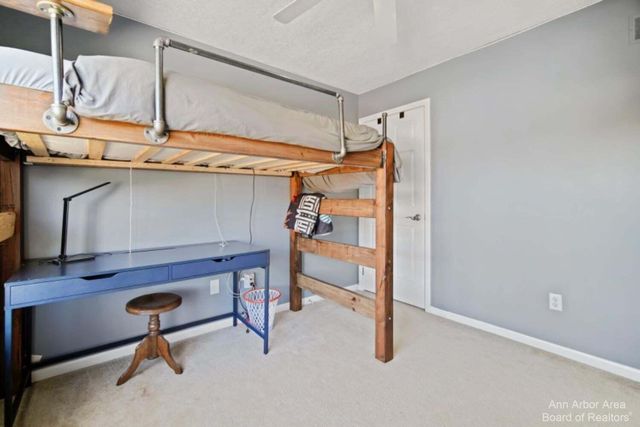 214 Glenwood Circle, Manchester, MI 48158