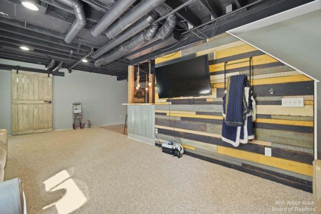 214 Glenwood Circle, Manchester, MI 48158