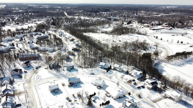 214 Glenwood Circle, Manchester, MI 48158