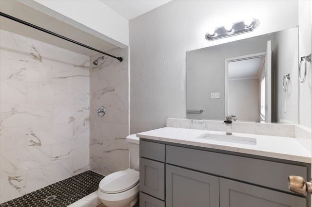 5529 Gates Drive, The Colony, TX 75056