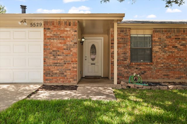 5529 Gates Drive, The Colony, TX 75056