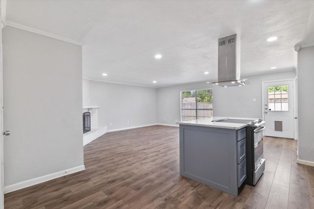 5529 Gates Drive, The Colony, TX 75056